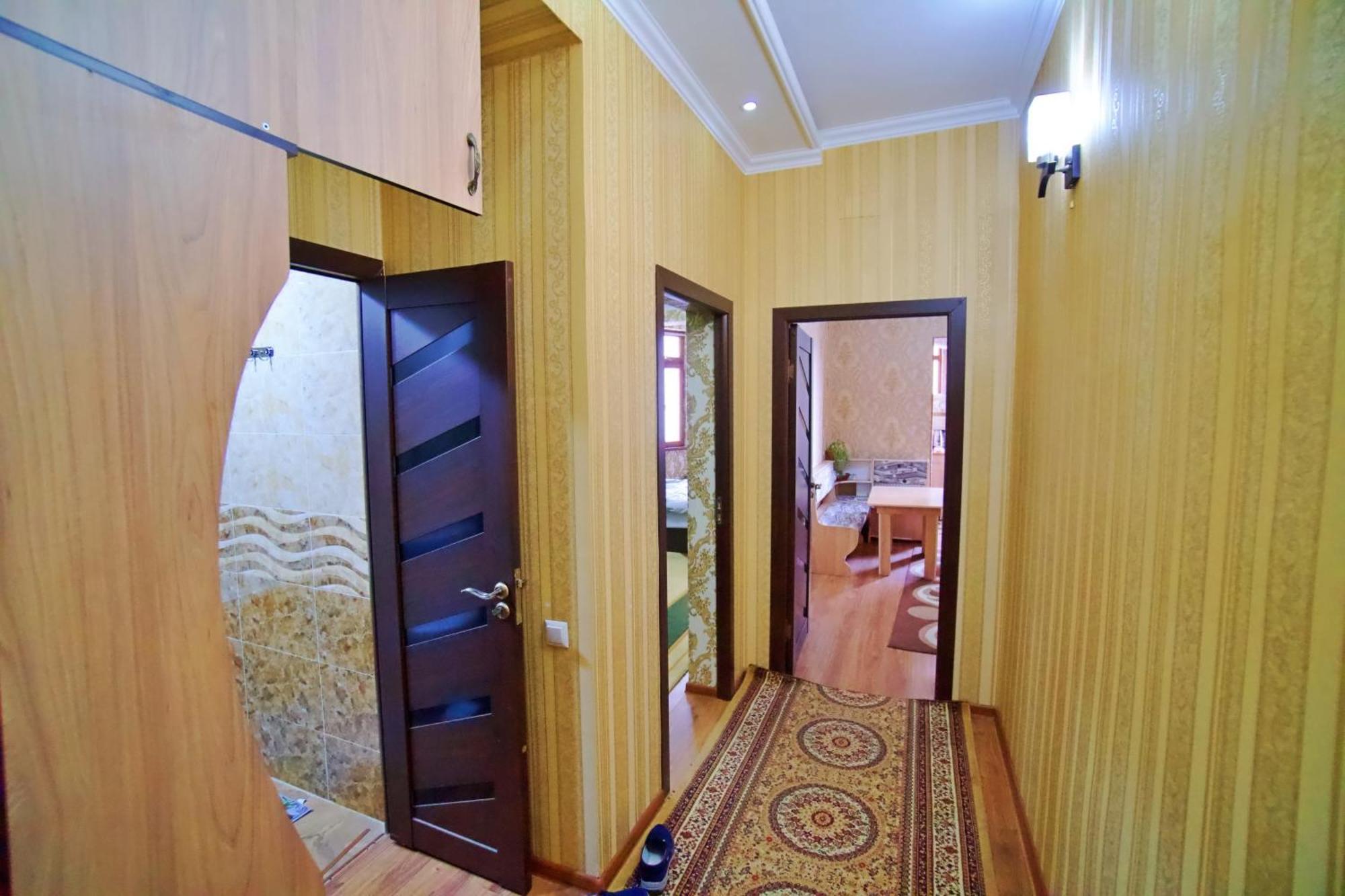 One-Room Apartment In ドゥシャンベ エクステリア 写真